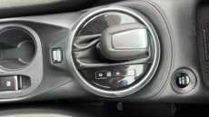 Nissan Juke 1.6 Hybrid N-Connecta 5dr Auto Hybrid Hatchback
